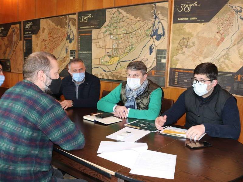 აგერის მუნიციპალიტეტის მერი გიორგი ნემსაძე,მერის მოადგილეები ალუდა თუთისანი და რევაზ...